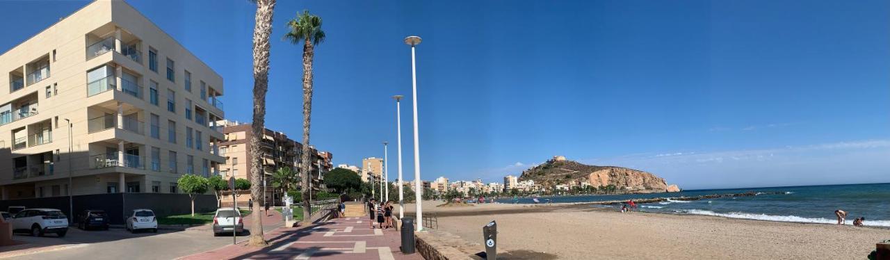 Precioso Apartamento Primera Linea De Playa Агилас Экстерьер фото
